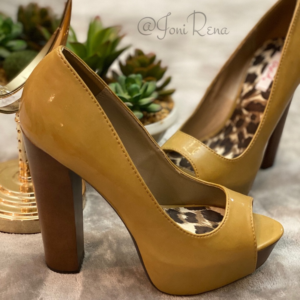 😍 Patent Leather PLATFORMS! Cheetah Insole Size 7